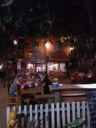 Luang Prabang Old House Restaurant & Bar